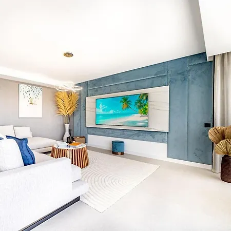 Fabulous Modern Sea View Bliss Apartament Marbella