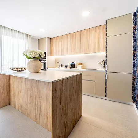 Apartment Fabulous Modern Sea View Bliss