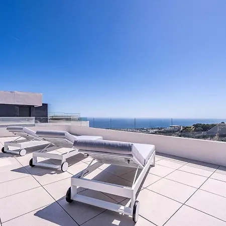 Fabulous Modern Sea View Bliss Apartament Marbella