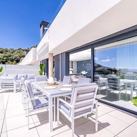 Fabulous Modern Sea View Bliss