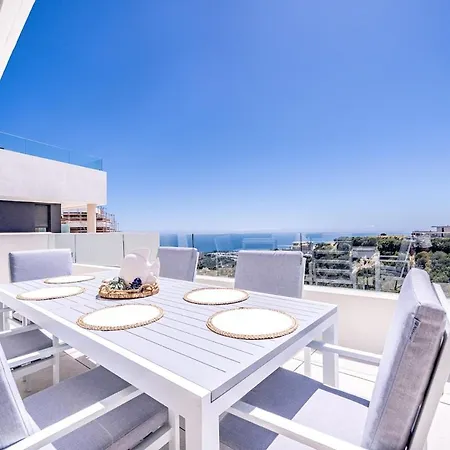Fabulous Modern Sea View Bliss 아파트 *