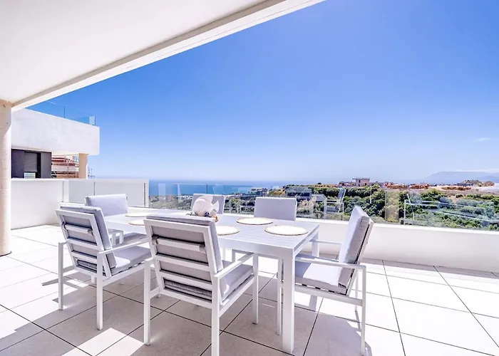 Fabulous Modern Sea View Bliss *