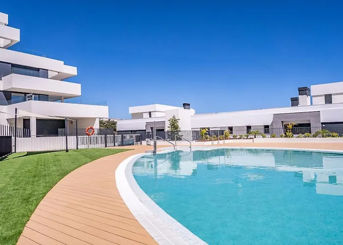 Fabulous Modern Sea View Bliss *